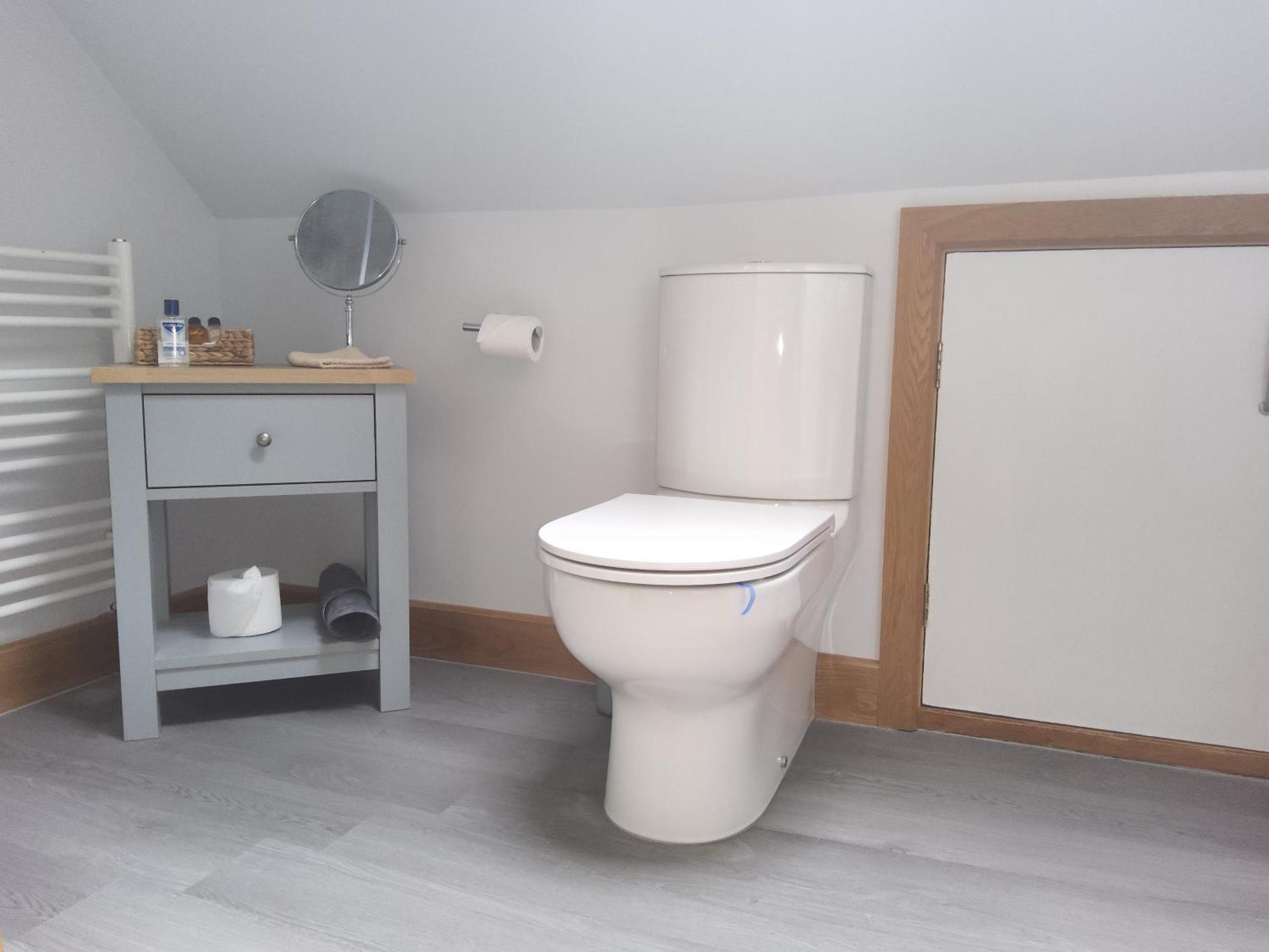 Ha'penny Acre Bed & Breakfast Sherfield English Bagian luar foto