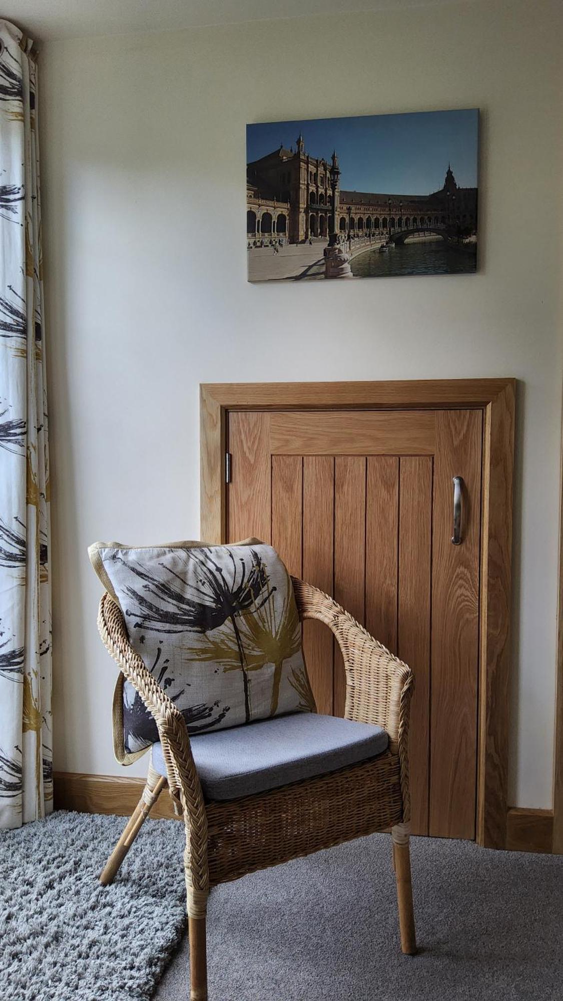 Ha'penny Acre Bed & Breakfast Sherfield English Bagian luar foto